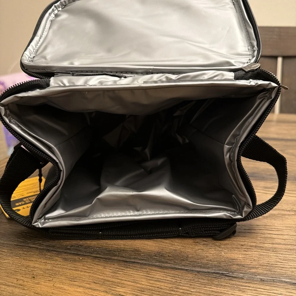 Carhartt Insulated Lunch Bag With Adjustable Shoulder Strap. D&L Transport Logo